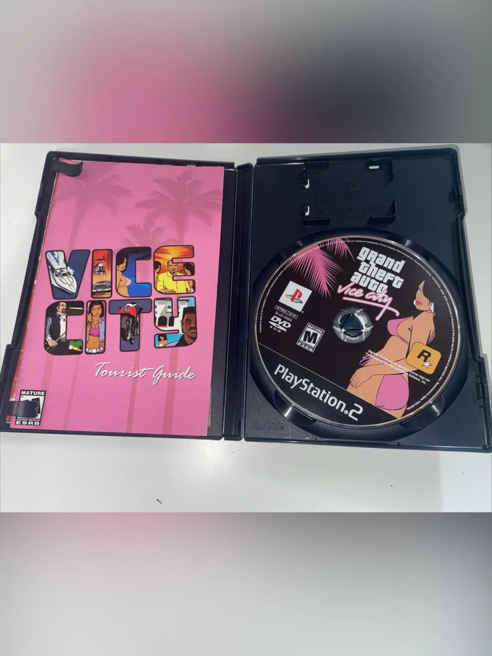 PS2: Grand Theft Auto: Vice City *COMPLETE* w/ Manual & Bikini Poster/Map